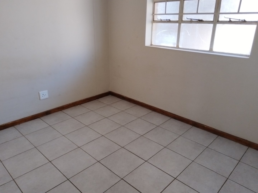2 Bedroom Property for Sale in Karenpark Gauteng