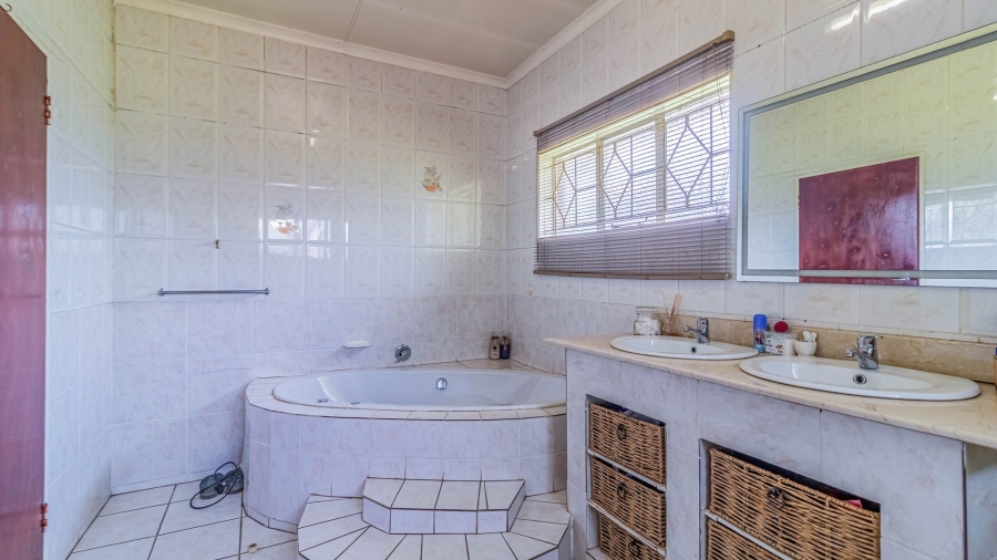 3 Bedroom Property for Sale in Witfield Gauteng