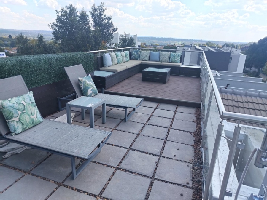 3 Bedroom Property for Sale in Dunkeld West Gauteng