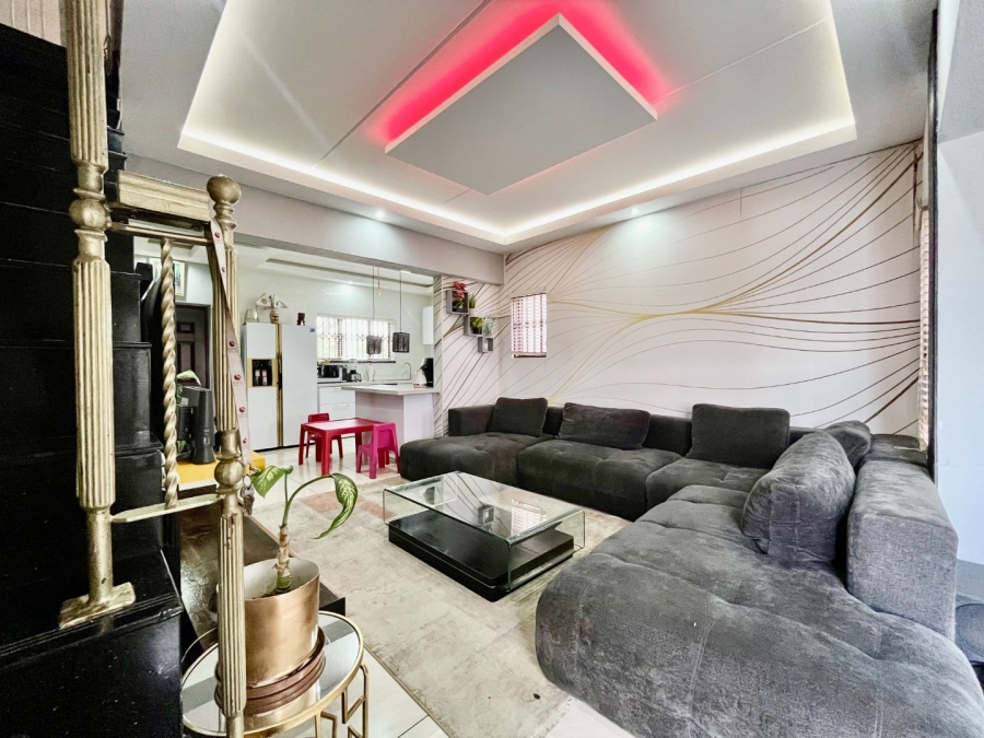 3 Bedroom Property for Sale in Carlswald Gauteng