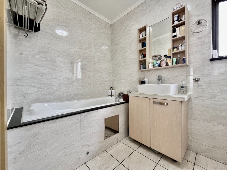 3 Bedroom Property for Sale in Carlswald Gauteng