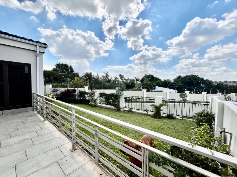 3 Bedroom Property for Sale in Carlswald Gauteng