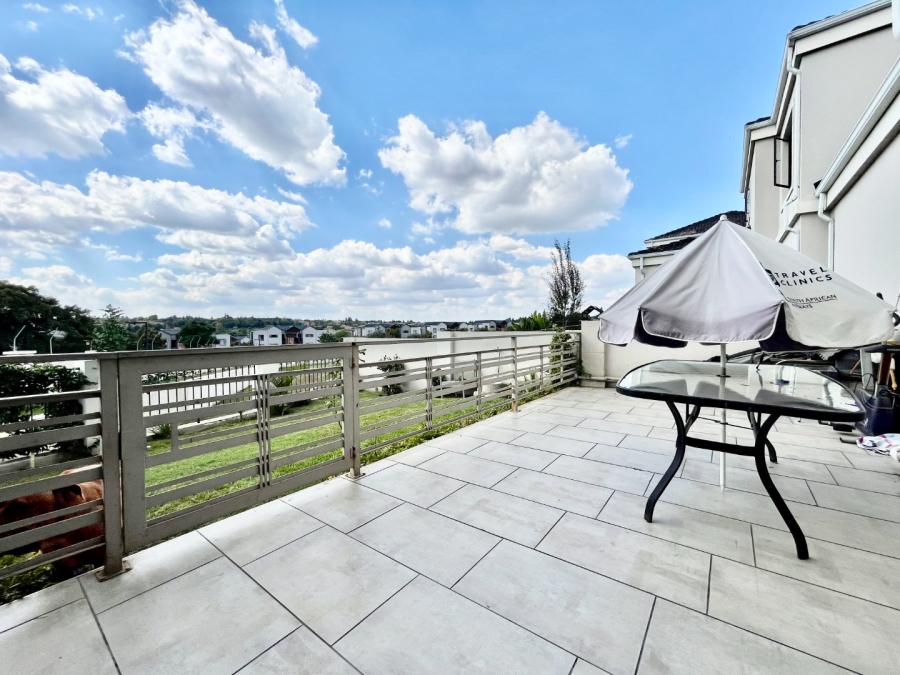 3 Bedroom Property for Sale in Carlswald Gauteng