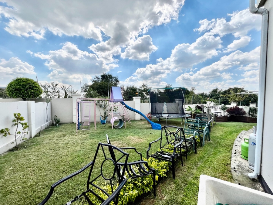 3 Bedroom Property for Sale in Carlswald Gauteng