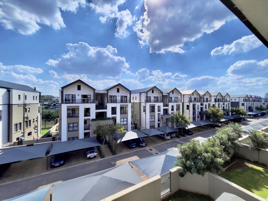 To Let 1 Bedroom Property for Rent in Waterfall Gauteng