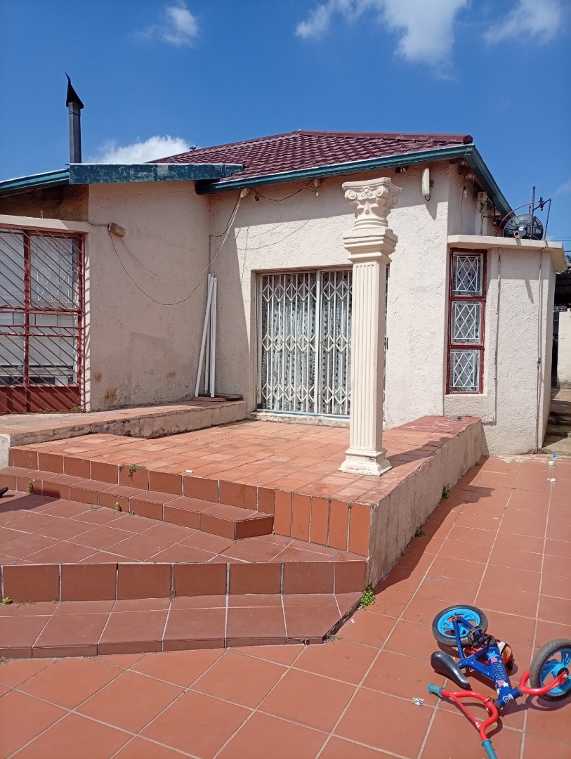 4 Bedroom Property for Sale in Hurst Hill Gauteng