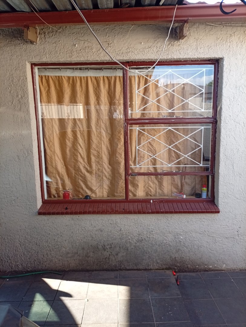 4 Bedroom Property for Sale in Hurst Hill Gauteng