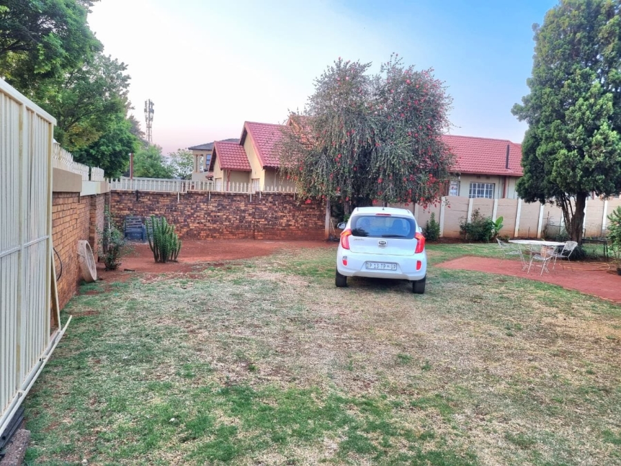 3 Bedroom Property for Sale in Dawn Park Gauteng
