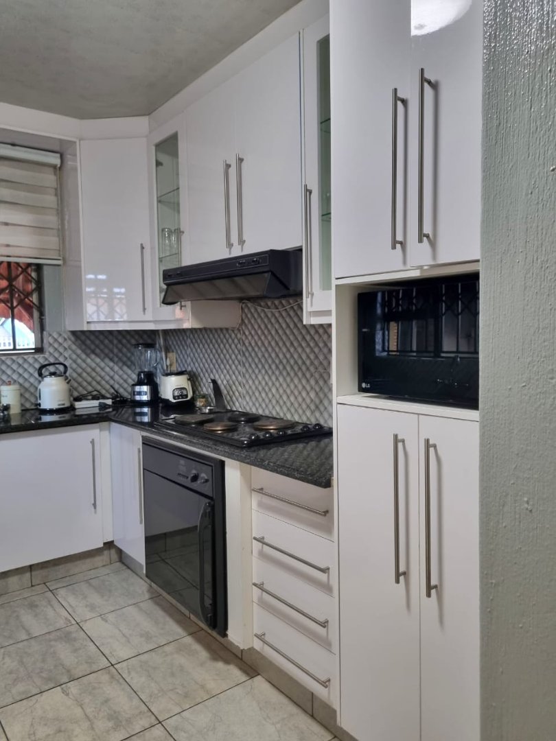 3 Bedroom Property for Sale in Dawn Park Gauteng