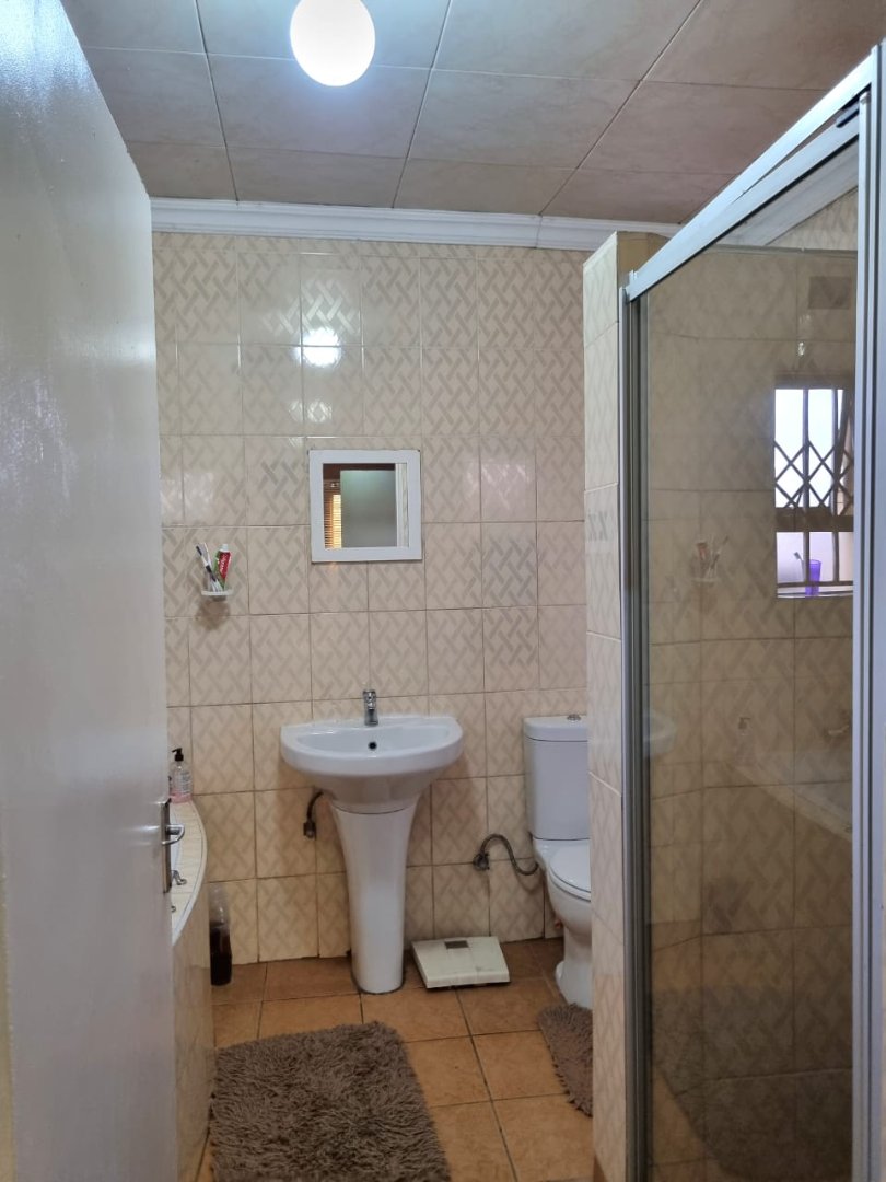 3 Bedroom Property for Sale in Dawn Park Gauteng