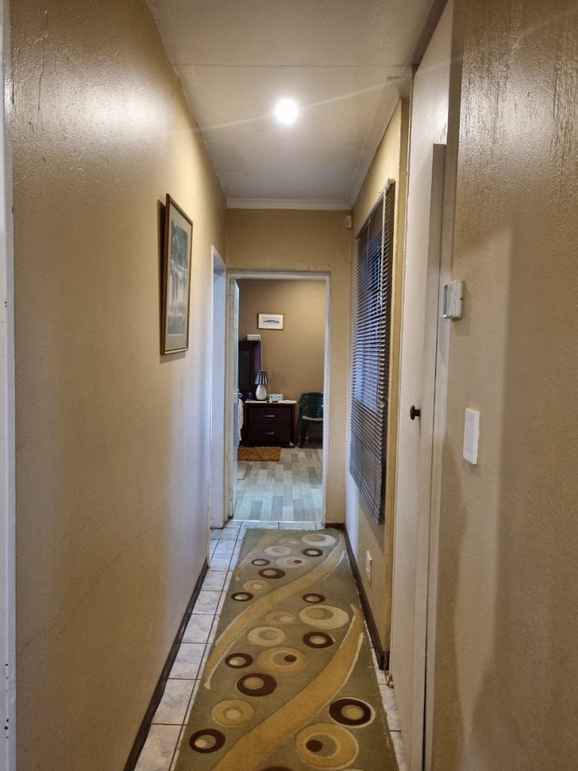 3 Bedroom Property for Sale in Dawn Park Gauteng