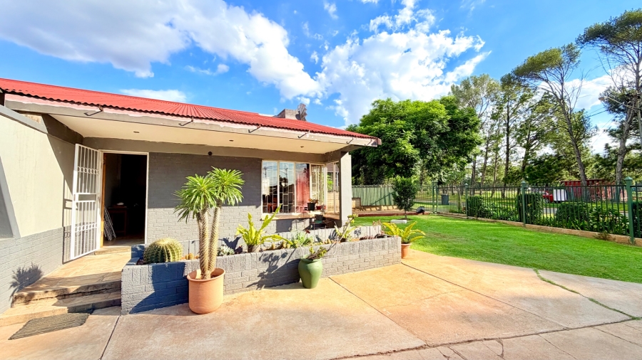 3 Bedroom Property for Sale in Rietfontein Gauteng