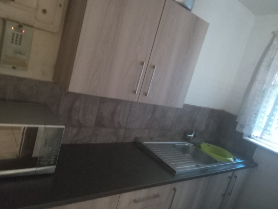 2 Bedroom Property for Sale in Vanderbijlpark Cw 6 Gauteng