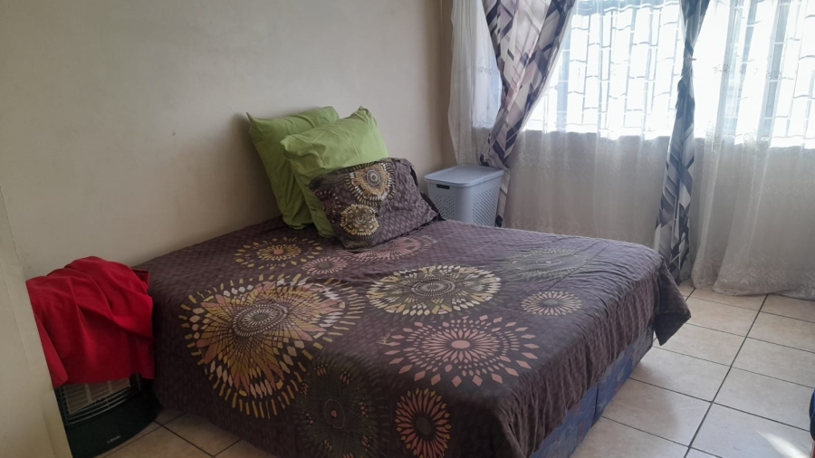 2 Bedroom Property for Sale in Vanderbijlpark Cw 6 Gauteng