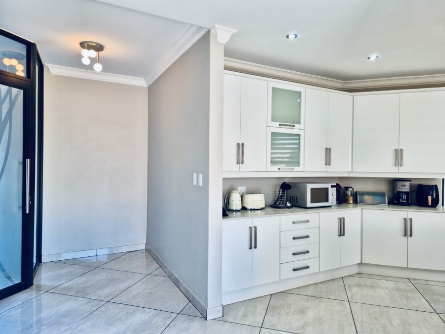 3 Bedroom Property for Sale in Midstream Meadows Gauteng