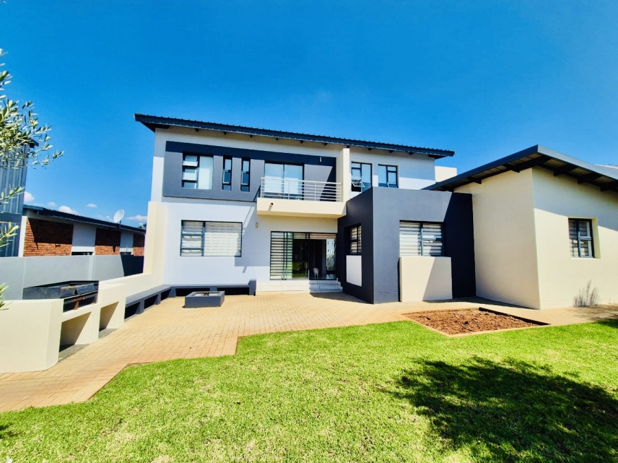 3 Bedroom Property for Sale in Midstream Meadows Gauteng