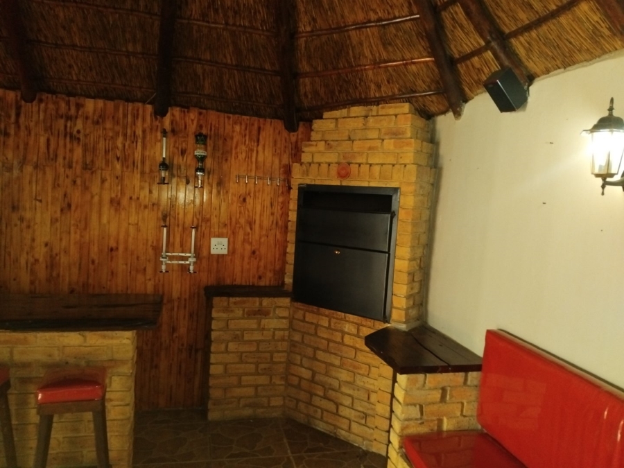 2 Bedroom Property for Sale in Primrose Hill Gauteng