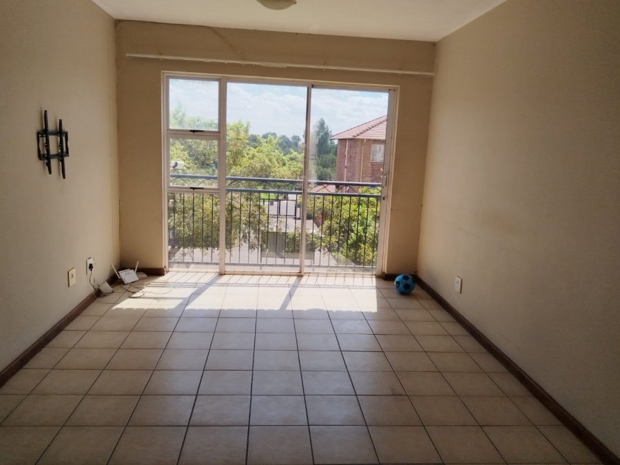 To Let 2 Bedroom Property for Rent in Karenpark Gauteng