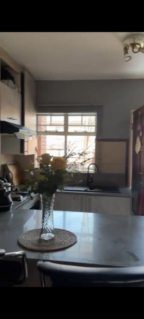 To Let 2 Bedroom Property for Rent in Karenpark Gauteng