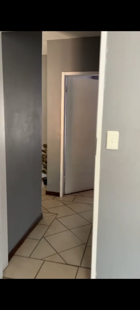 To Let 2 Bedroom Property for Rent in Karenpark Gauteng