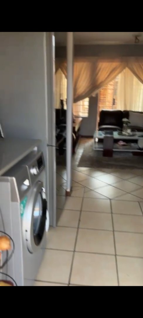 To Let 2 Bedroom Property for Rent in Karenpark Gauteng