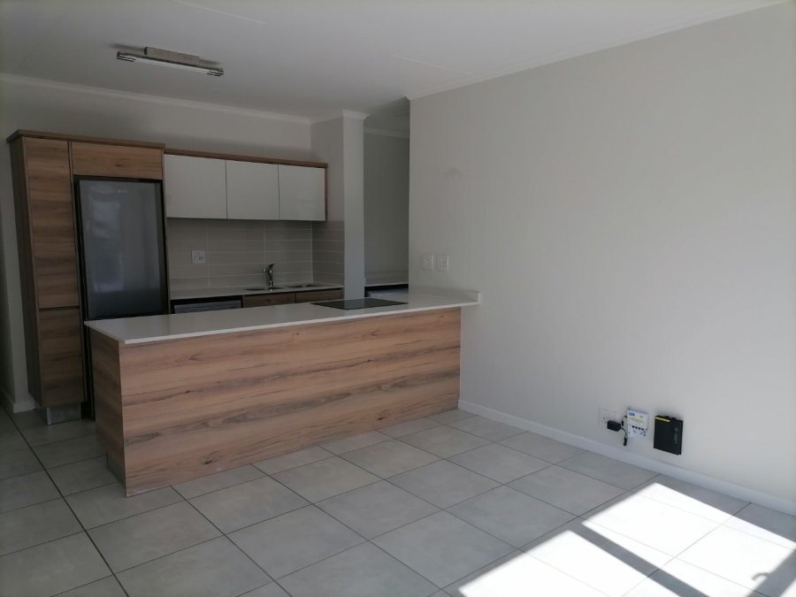 To Let 1 Bedroom Property for Rent in Crowthorne AH Gauteng