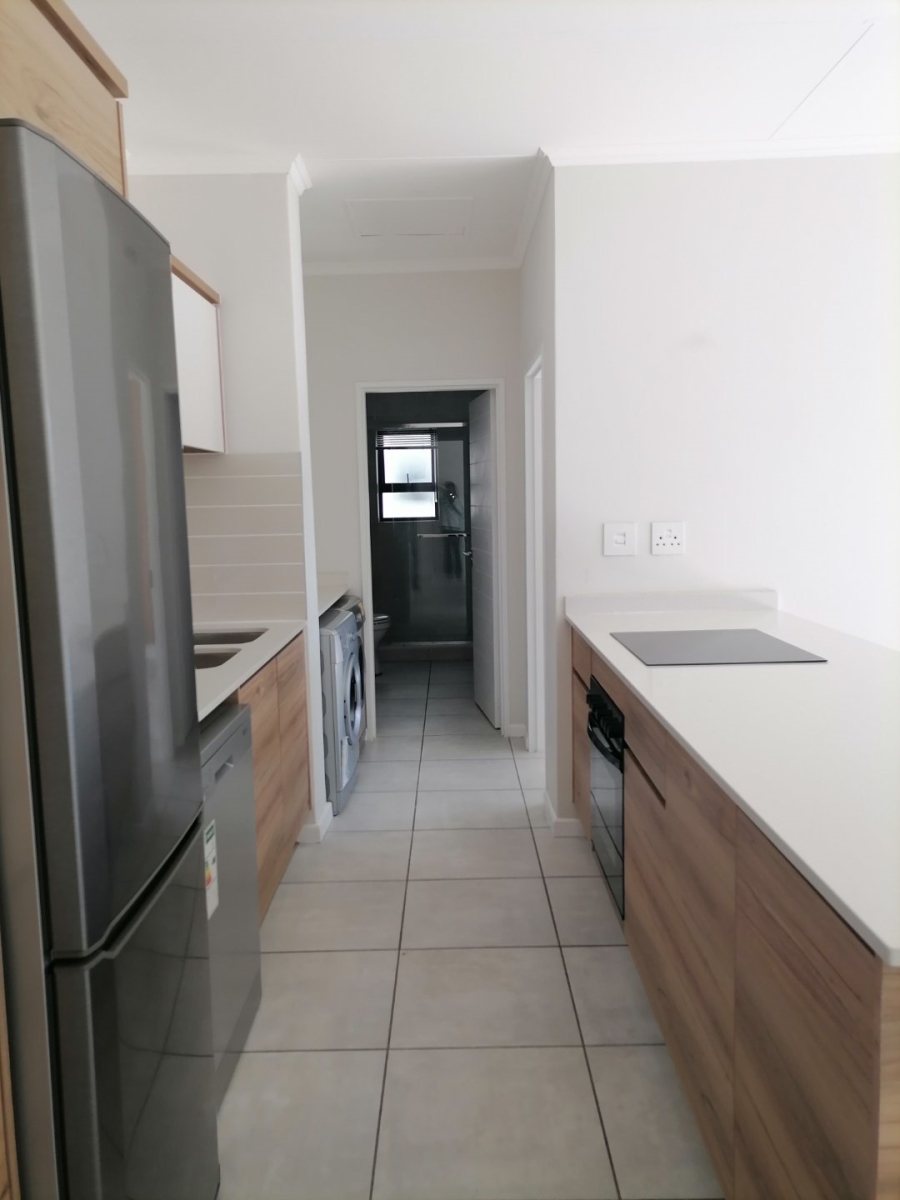 To Let 1 Bedroom Property for Rent in Crowthorne AH Gauteng