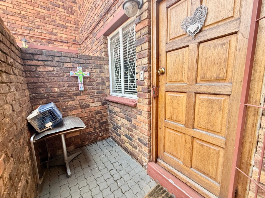 3 Bedroom Property for Sale in Brackenhurst Gauteng