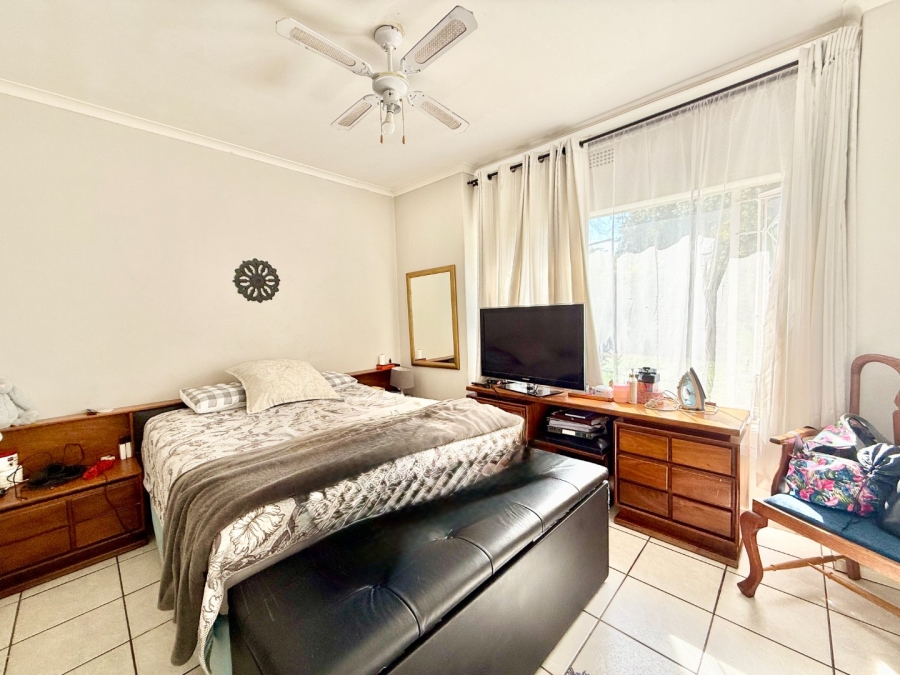 3 Bedroom Property for Sale in Brackenhurst Gauteng