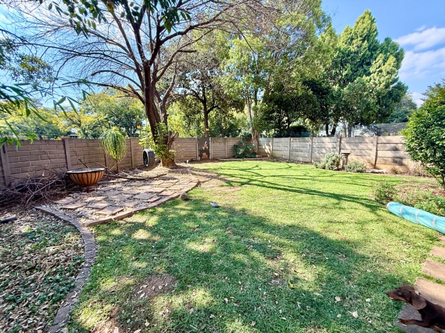 3 Bedroom Property for Sale in Brackenhurst Gauteng