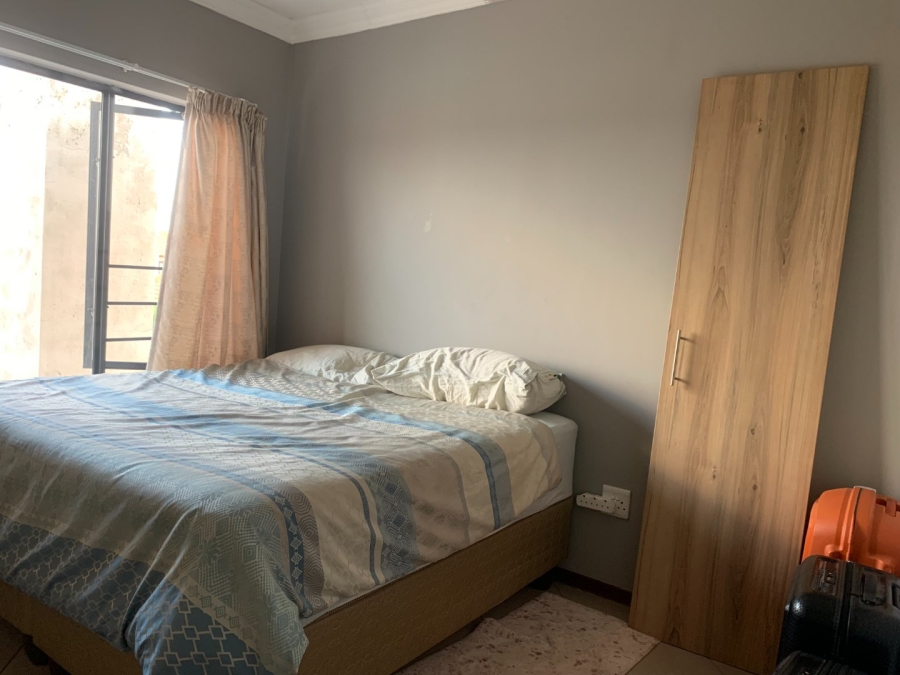 3 Bedroom Property for Sale in Monavoni Gauteng