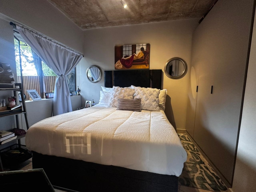 1 Bedroom Property for Sale in Bedfordview Gauteng