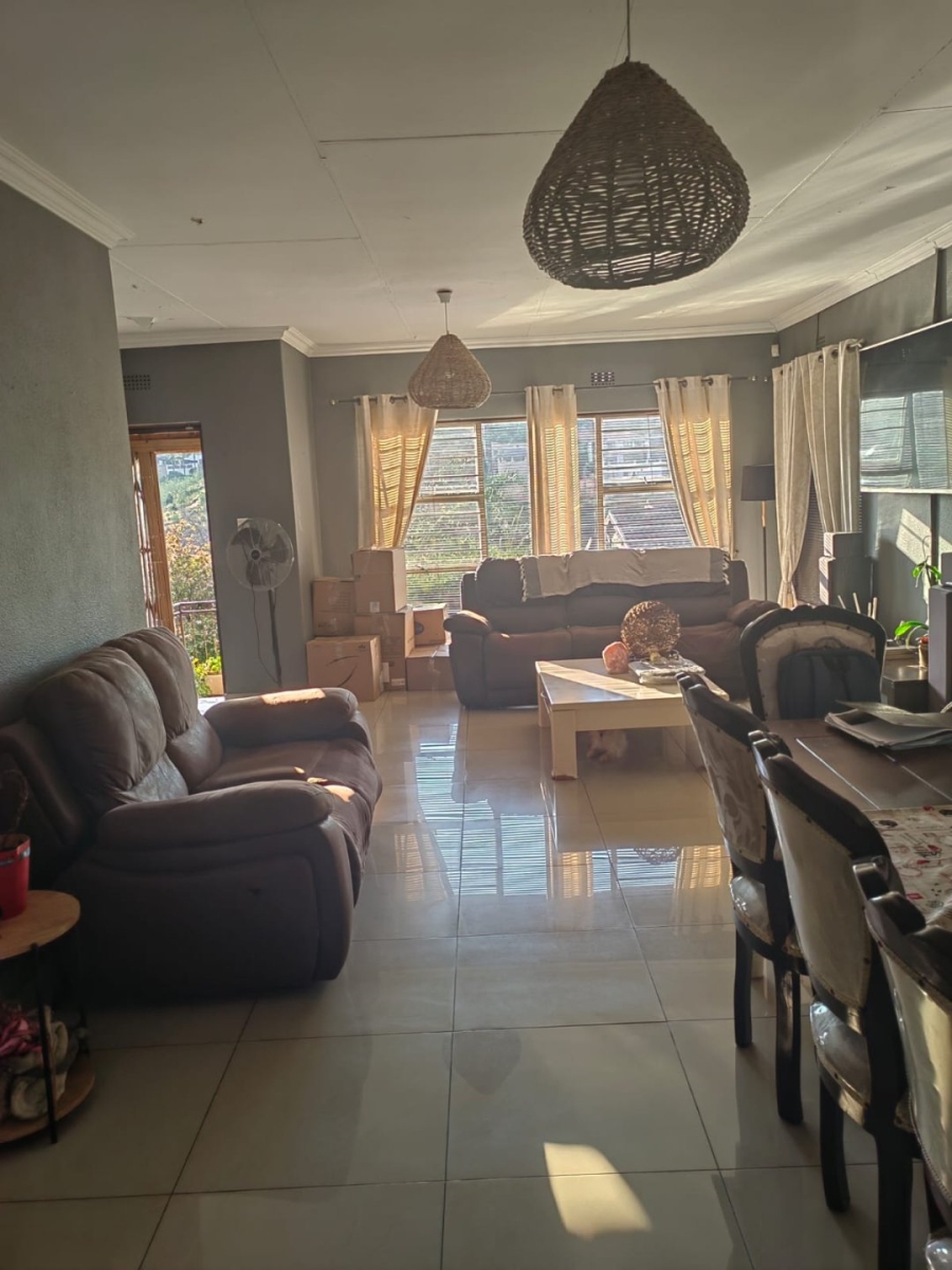To Let 3 Bedroom Property for Rent in Breaunanda Gauteng