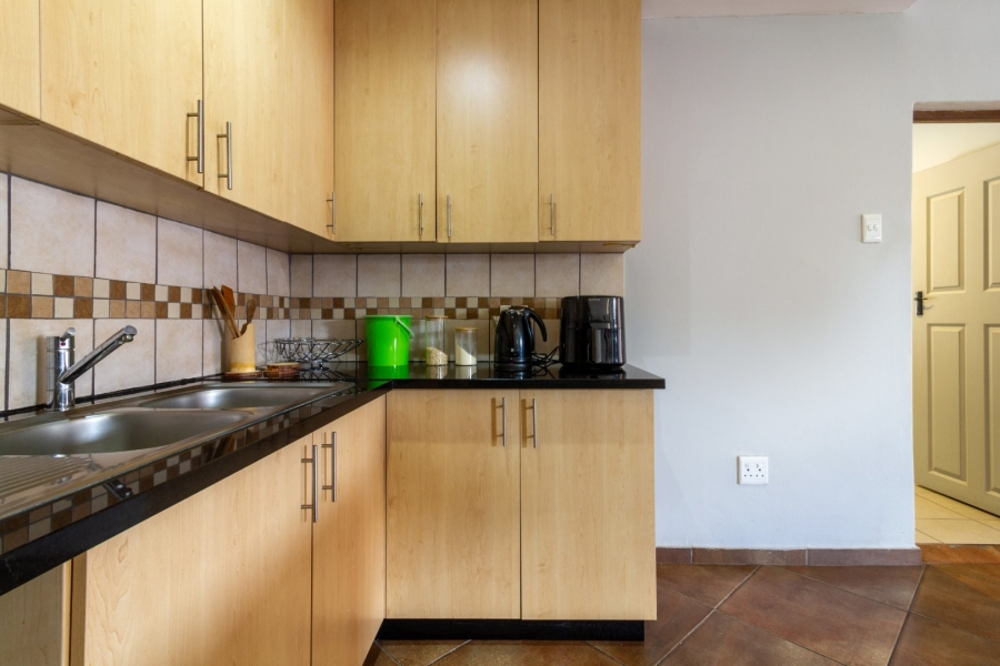 To Let 2 Bedroom Property for Rent in Bryanston Gauteng