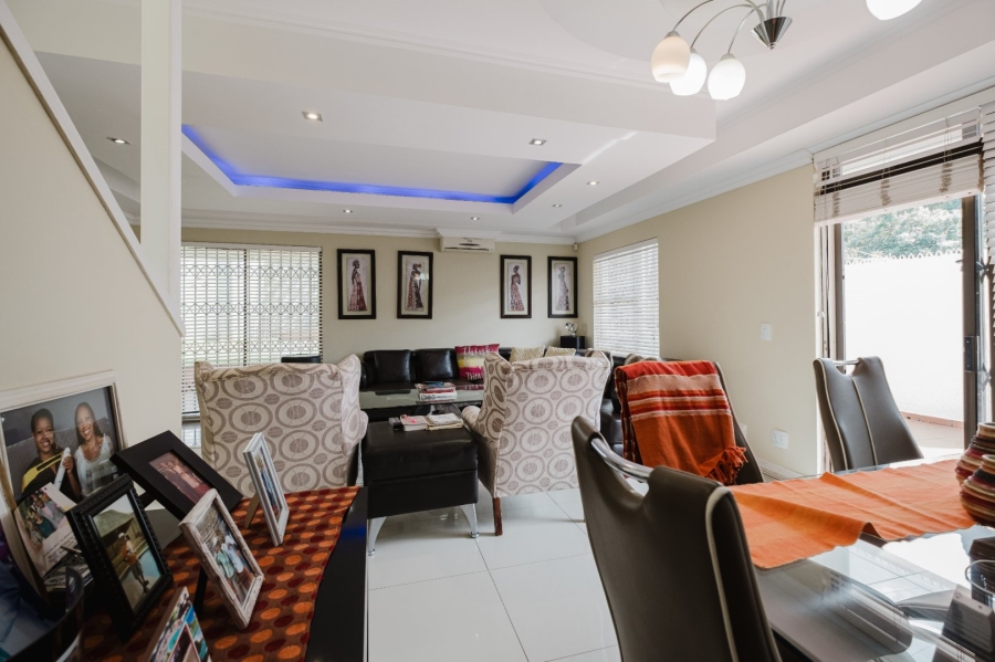 3 Bedroom Property for Sale in Glenvista Gauteng