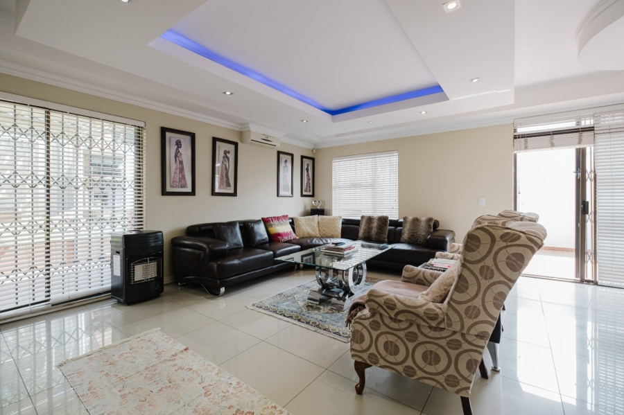 3 Bedroom Property for Sale in Glenvista Gauteng