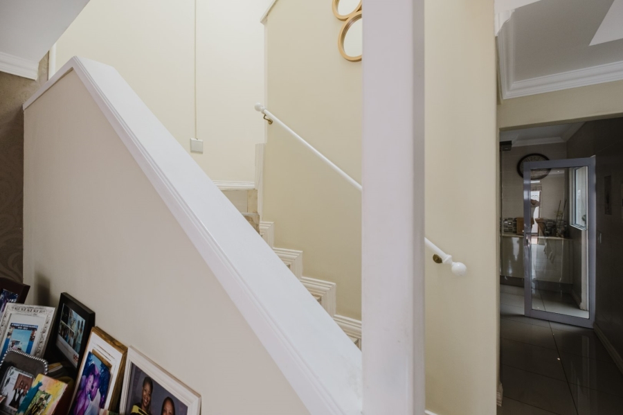 3 Bedroom Property for Sale in Glenvista Gauteng