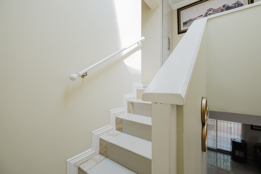 3 Bedroom Property for Sale in Glenvista Gauteng