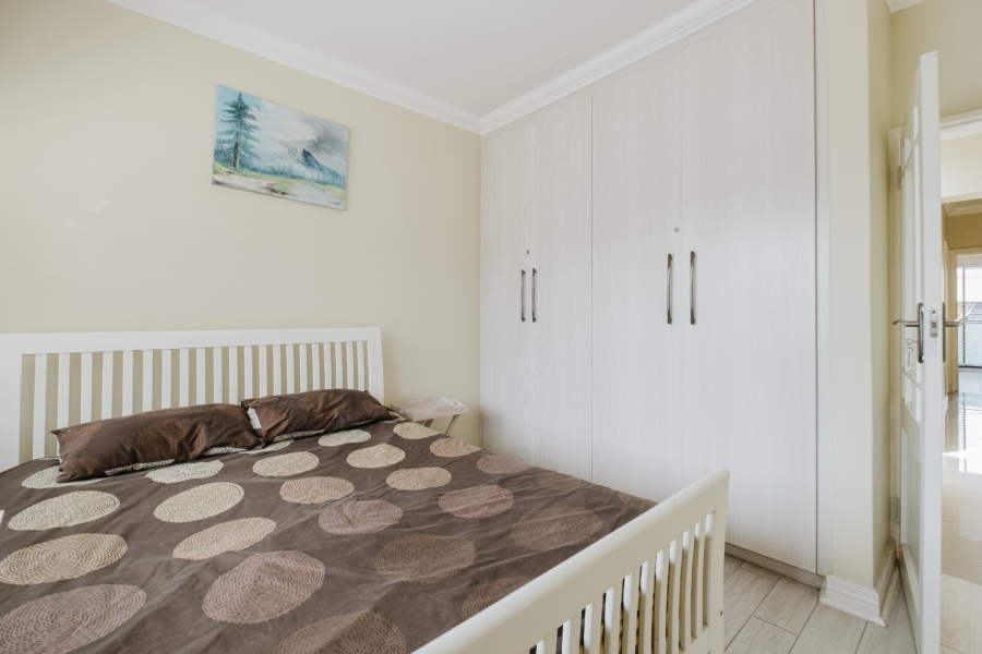 3 Bedroom Property for Sale in Glenvista Gauteng