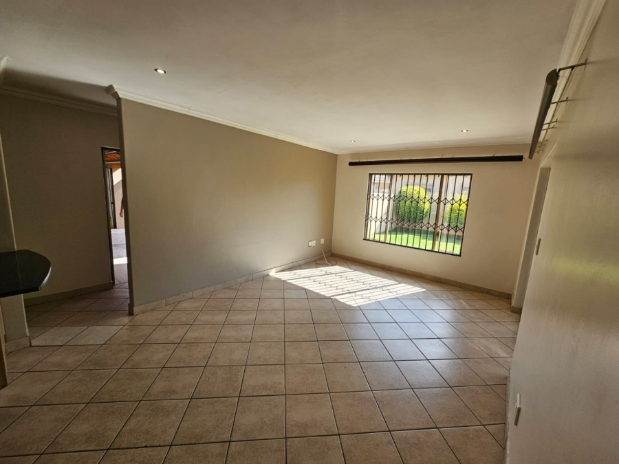3 Bedroom Property for Sale in Wierda Park Gauteng