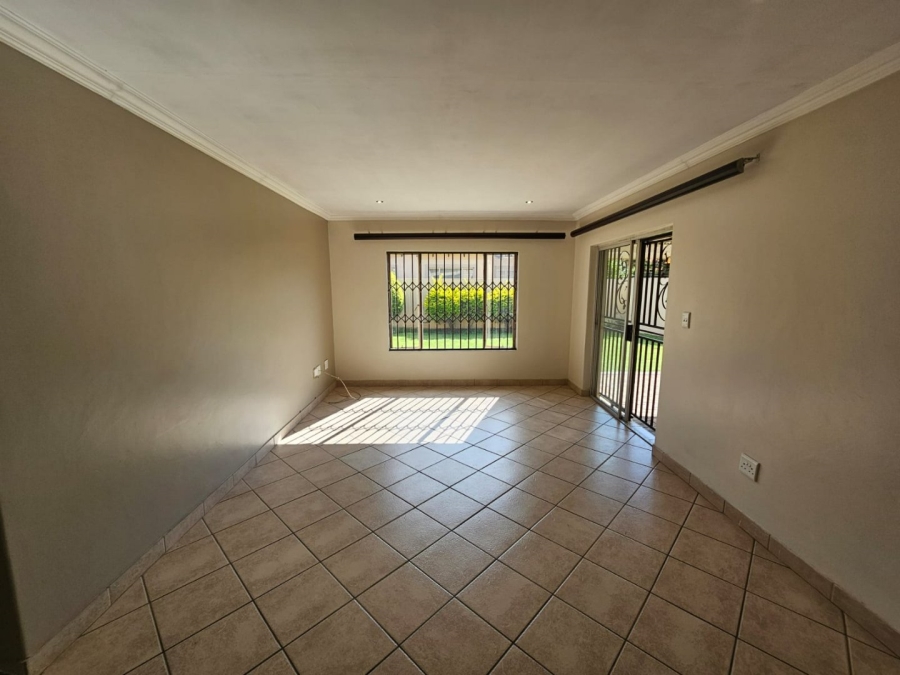 3 Bedroom Property for Sale in Wierda Park Gauteng