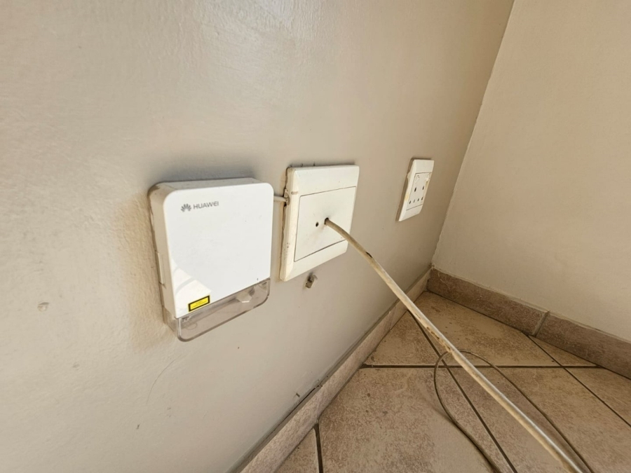 3 Bedroom Property for Sale in Wierda Park Gauteng