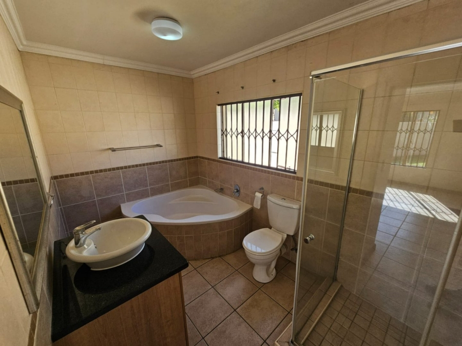 3 Bedroom Property for Sale in Wierda Park Gauteng