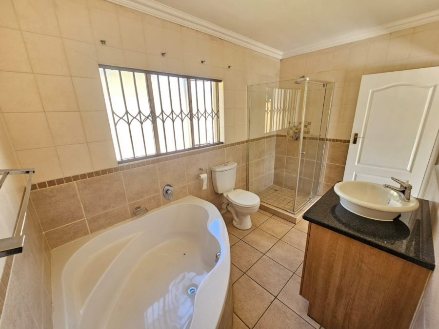 3 Bedroom Property for Sale in Wierda Park Gauteng