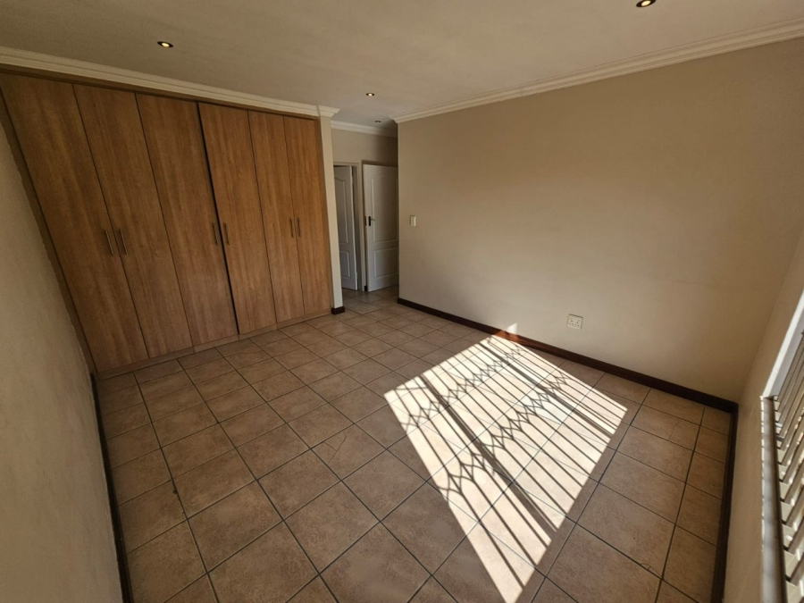 3 Bedroom Property for Sale in Wierda Park Gauteng