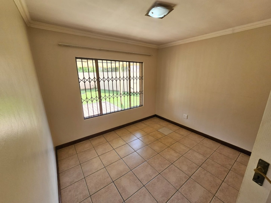 3 Bedroom Property for Sale in Wierda Park Gauteng