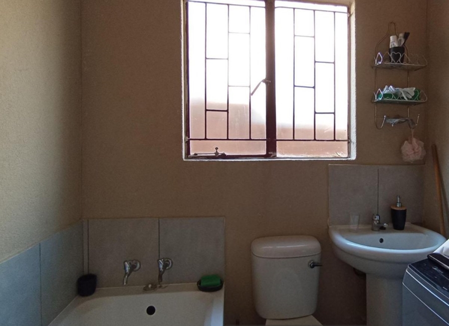 2 Bedroom Property for Sale in Soshanguve East Ext 3 Gauteng