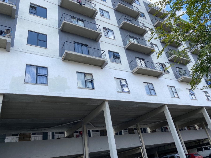 1 Bedroom Property for Sale in Ferndale Gauteng