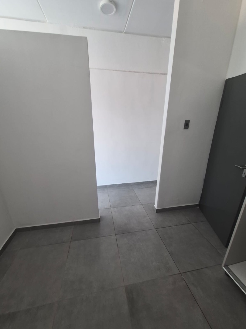 1 Bedroom Property for Sale in Ferndale Gauteng