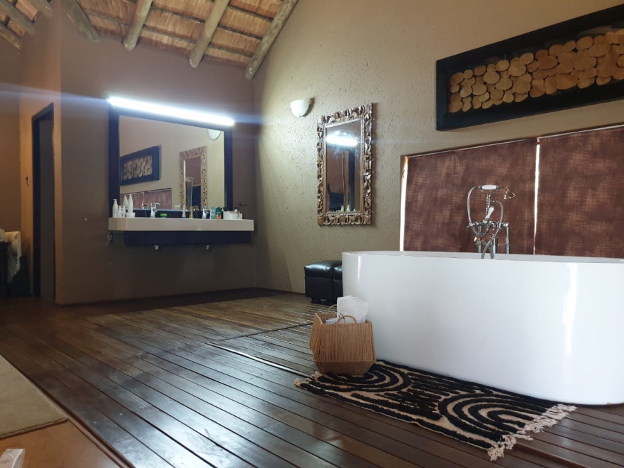 To Let commercial Property for Rent in Rietfontein A H Gauteng